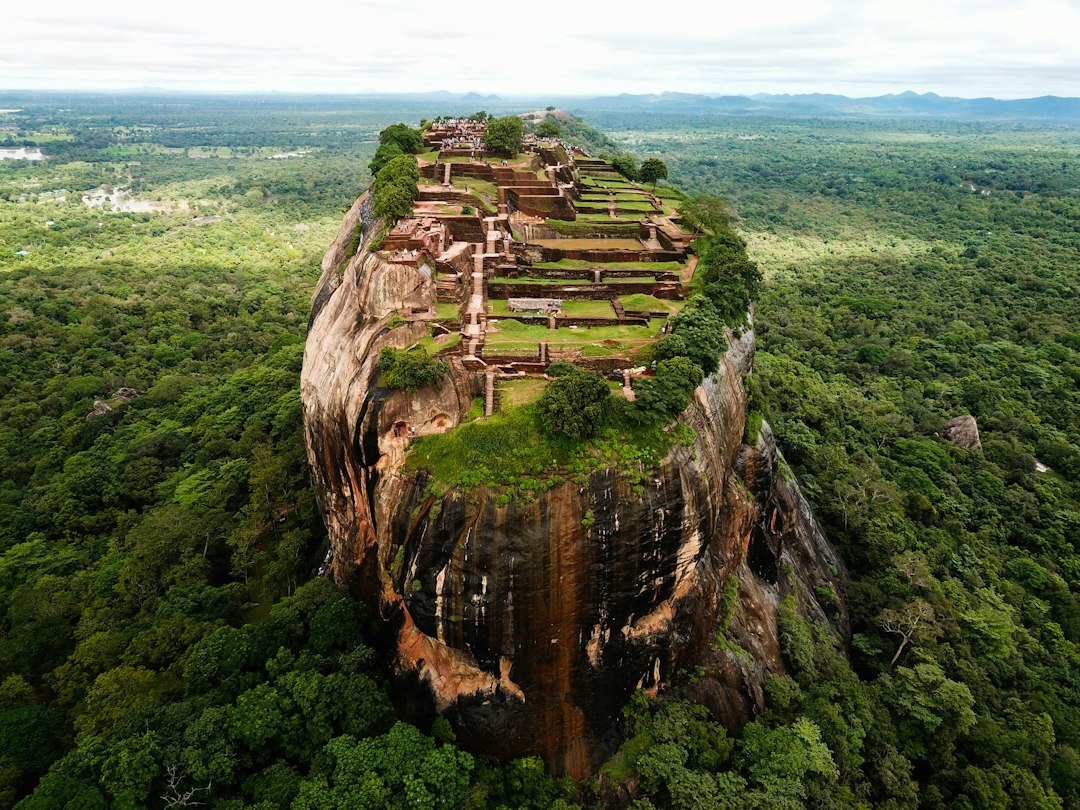 Top 10 Must-Visit Places in Sri Lanka for First-Time Travelers